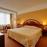 Aro Palace Hotel Braszów