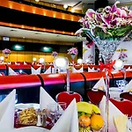Hotel Aro Palace 5*