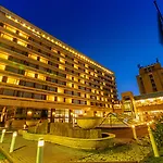 Aro Palace 5*