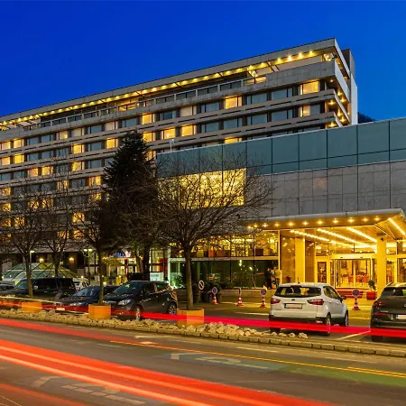 Hotel Aro Palace 5*