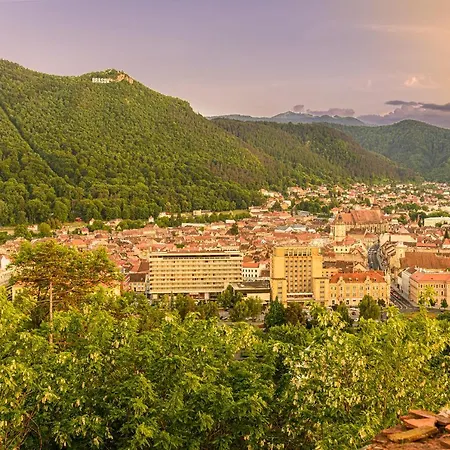 Hotel Aro Palace