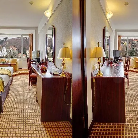 Aro Palace Hotel 5*