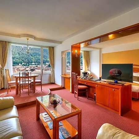 Aro Palace 5*