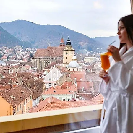 Hotel Aro Palace